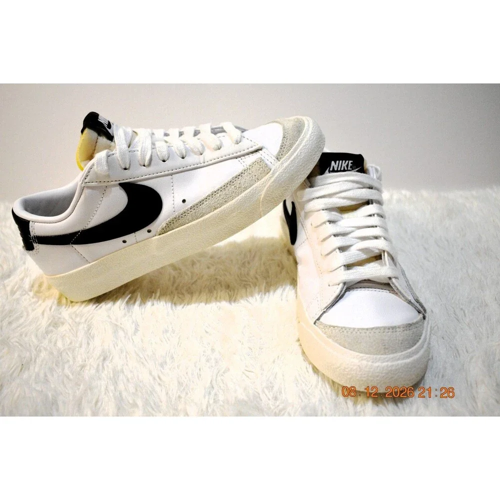 Nike Blazer Low ’77 Vintage – White Black Suede – Women’s Size 5.5